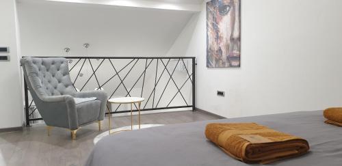 Ένα ή περισσότερα κρεβάτια σε δωμάτιο στο R-RESIDENCY DELUXE Bl