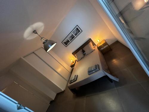 Superbe Appartement terrasse 2P à 5 min à pied du vieux Nice, du port et du Tram