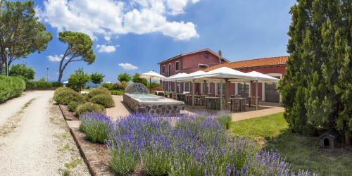 Foto dalla galleria di Locanda Rossovino a Montebello