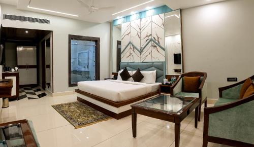 Posezení v ubytování Hotel Leela Grande