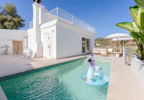 Fotografia z galérie ubytovania Villa White Bay Marbella v Marbelli