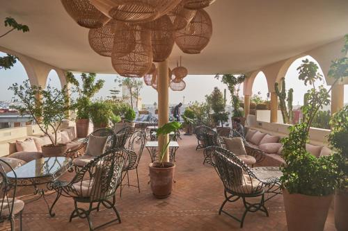 Coin salon dans l'établissement Riad Thamayna