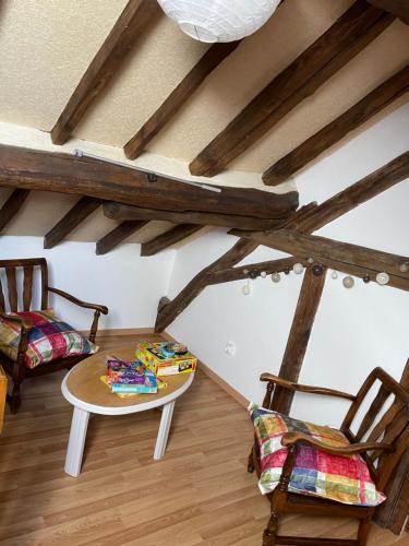Posezení v ubytování Gîte les érables