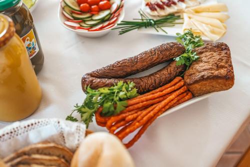 Mad på resortet eller i nærheden