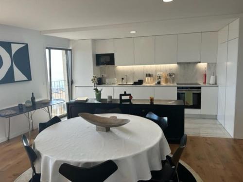 Η κουζίνα ή μικρή κουζίνα στο Porto Artemis flat