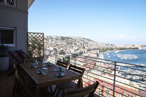 Una terrazza sul Golfo di Napoli by Wonderful Italy