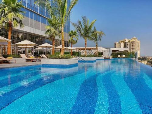 Studio Apartment in The Palm Tower 5 Star Facilities