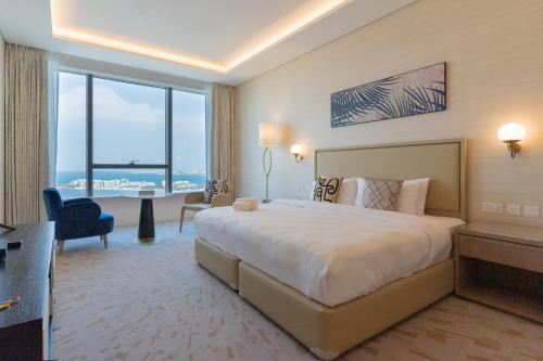 LUXFolio Retreats-5 Star Facilities-The Palm Tower