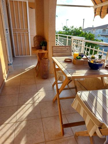 Apartment with sea view, La Mata