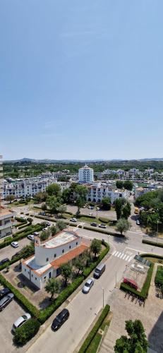 LAMAR SUITES Seafront Apartments