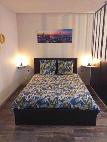 Postel nebo postele na pokoji v ubytování Le Saphir - Appartement et terrasse