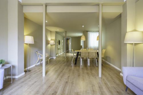 Ola Living Diagonal II Apartments