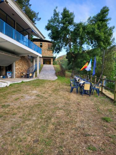 Κήπος έξω από το COMPLEXO TURISTICO PONTE MOURULLE