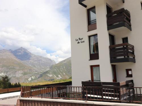 Appartement fonctionnel avec balcon, proche des pistes, animaux acceptés