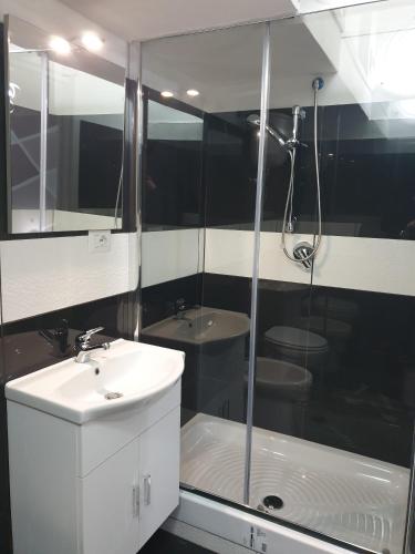 Ένα μπάνιο στο B&B Pompeii Luxury