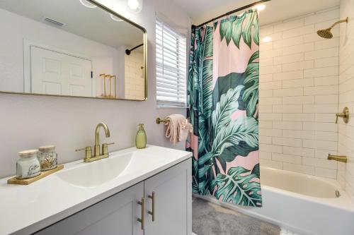 a bathroom with a sink and a shower at Orlando Golden Girls Retreat Prime Location! in Orlando