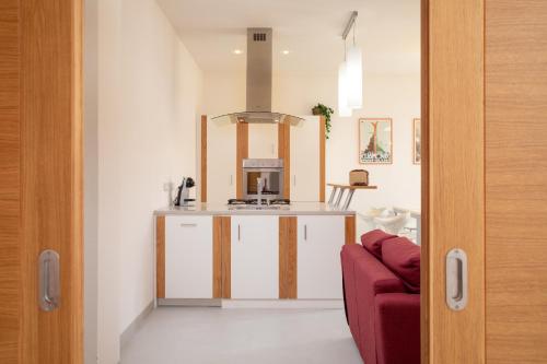 Nhà bếp/bếp nhỏ tại Old Charm - Seaview Apartment