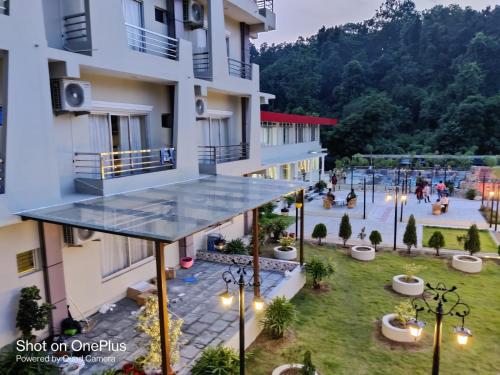 a view of the courtyard of a building at Hotel Quick20 And Riverside Pvt. Ltd. in Amlekhganj