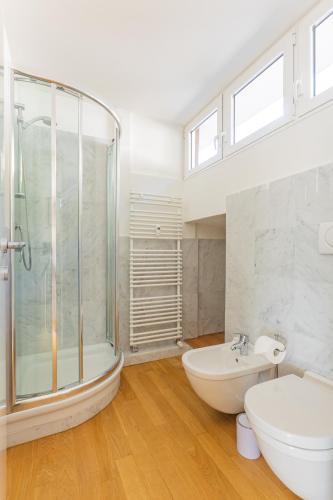 Ένα μπάνιο στο Casa Elea_ Panoramic Attic in City Center