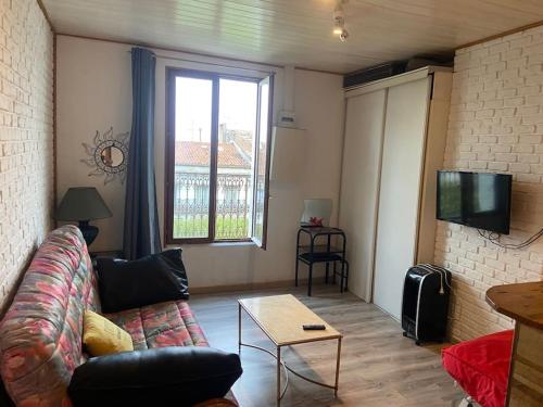 Sun SETE STUDIO / Quartier GARE