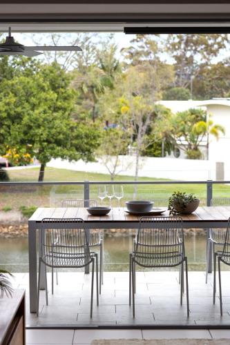 Ein Balkon oder eine Terrasse in der Unterkunft Jacaranda Noosa