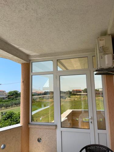 Un balcón o terraza de Apartments Vali