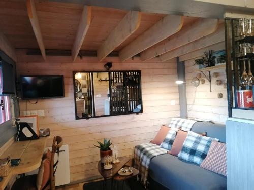 TiNY HOUSE LE CHALET