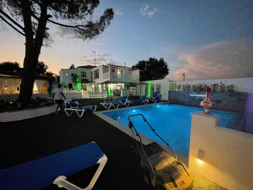 Πισίνα στο ή κοντά στο Villas en Toledo