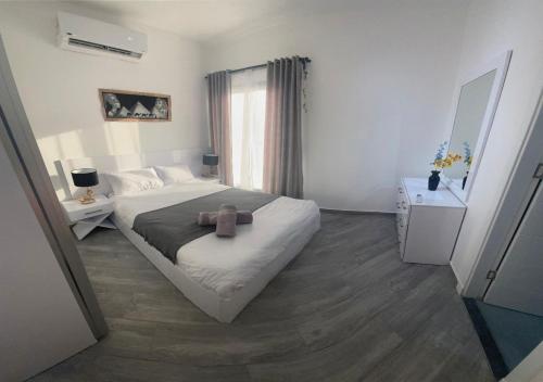 Postel nebo postele na pokoji v ubytování 3BR 2BA Serene Escape 4 Pools 1 Heated In The Winter Free WiFi Restaurant and Onsite Shop