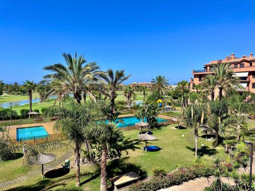 Πισίνα στο ή κοντά στο Dos Mares Apartamentos Playa Granada