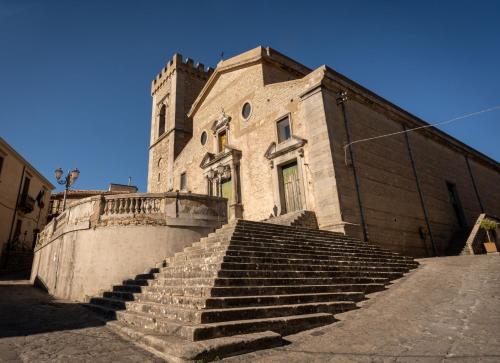 Φωτογραφία από το άλμπουμ του Palazzo Restifa σε Montalbano Elicona