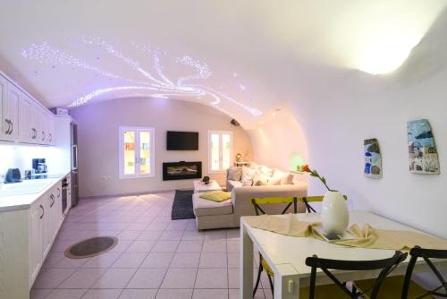 Elite Santorini Villa 1 Bedroom Villa Cycladic Character Private Jacuzzi