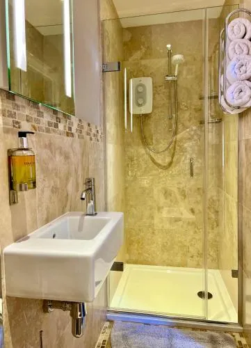 The Mainstay Luxury Boutique Rooms with Private Parking photo 12