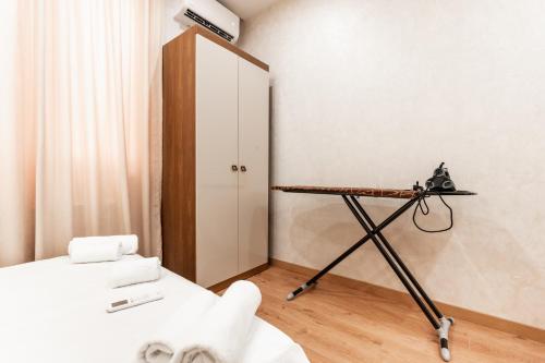 Postel nebo postele na pokoji v ubytování Luxury Sweet Home 4 at Freedom Square