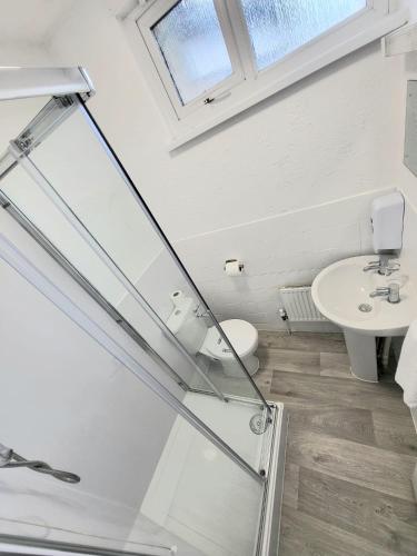 Gallery image of Beach Hotel Torbay B&B in Paignton