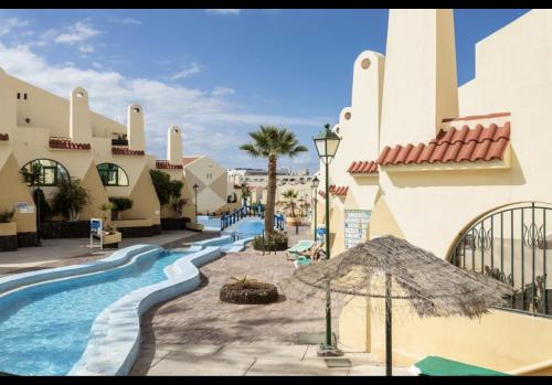 Costa Adeje - 2 bedroom large duplex apartment with double terrace