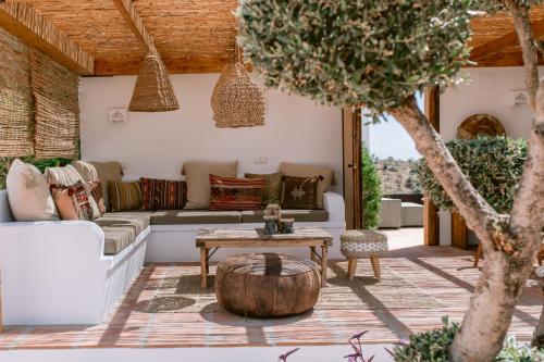 Gallery image of San Roque Suites de Monda in Monda
