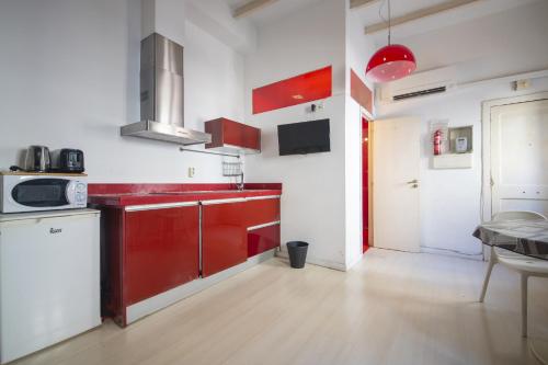 Catalunya Casas Pied-à-terre in central Barcelona 100m from beach