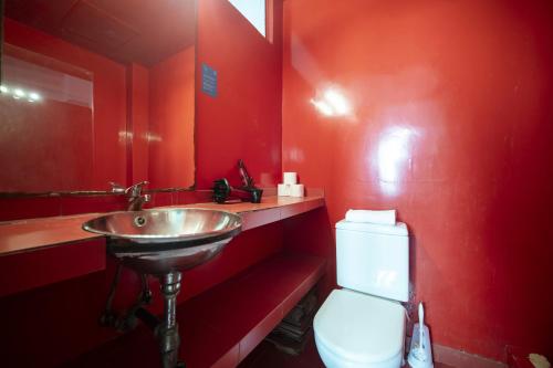 Catalunya Casas Pied-à-terre in central Barcelona 100m from beach