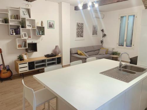 Premium apartment in the city center - Via orfeo 12 photo 9