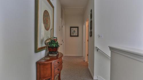 Aventon - Is a 3 bedroom home that is an easy walk to the beach with communal pool photo 27