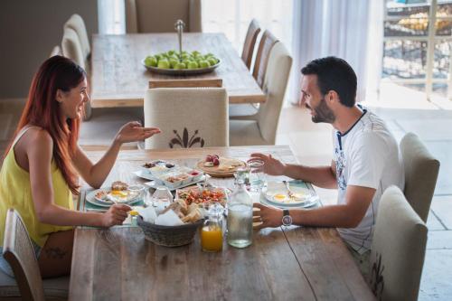 Φαγητό σε αυτό το ξενοδοχείο ή κάπου εκεί κοντά