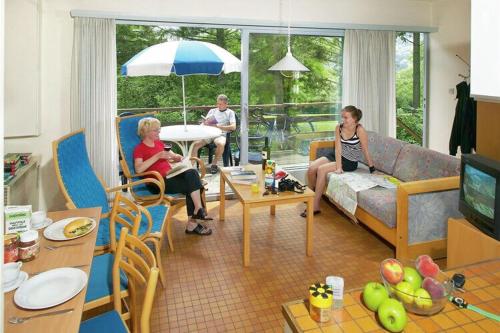 Cozy carefully furnished bungalow near the Maas