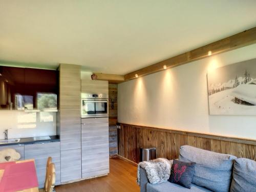 Studio rénové skis aux pieds avec balcon sud, 4 pers, garage inclus - FR-1-178-375