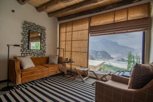 Ein allgemeiner Bergblick oder ein Berglick von des Resorts aus
