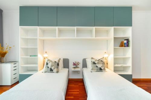 Ocean Front 2bed Luxury w/ Elevator Parking WI-FI