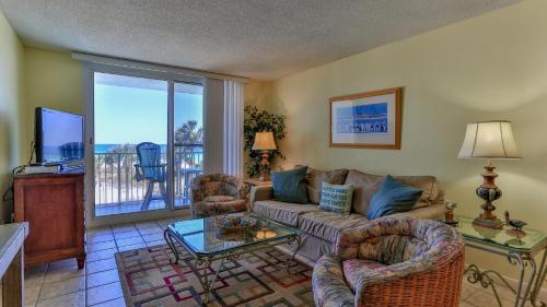 Destin on the Gulf 302 - Perfect location for a nice family getaway photo 6