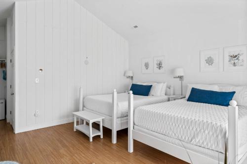 Postel nebo postele na pokoji v ubytování Mar Bella Boutique Hotel & Spa