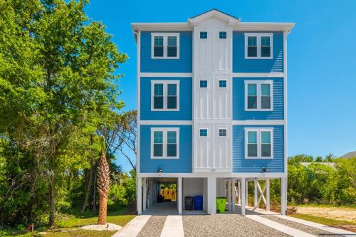 Gallery image of Salty Escape in Carolina Beach