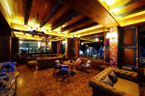 Ruang duduk di Palchan Hotel & Spa - A member of Radisson Individuals Retreats